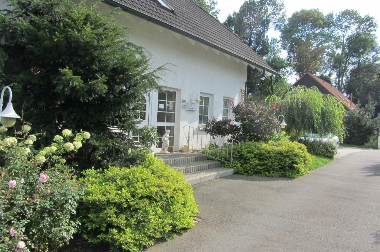 Pension Egerer Bad Köstritz Exteriör bild